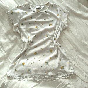 Abercrombie floral lace top